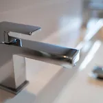 Dhh 